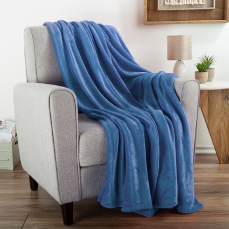 HASTINGS HOME Flannel Fleece Throw Blanket, for Couch, Home Decor, Sofa and Chair, Oversized 60"x70", Infinity Blue 948834BJU